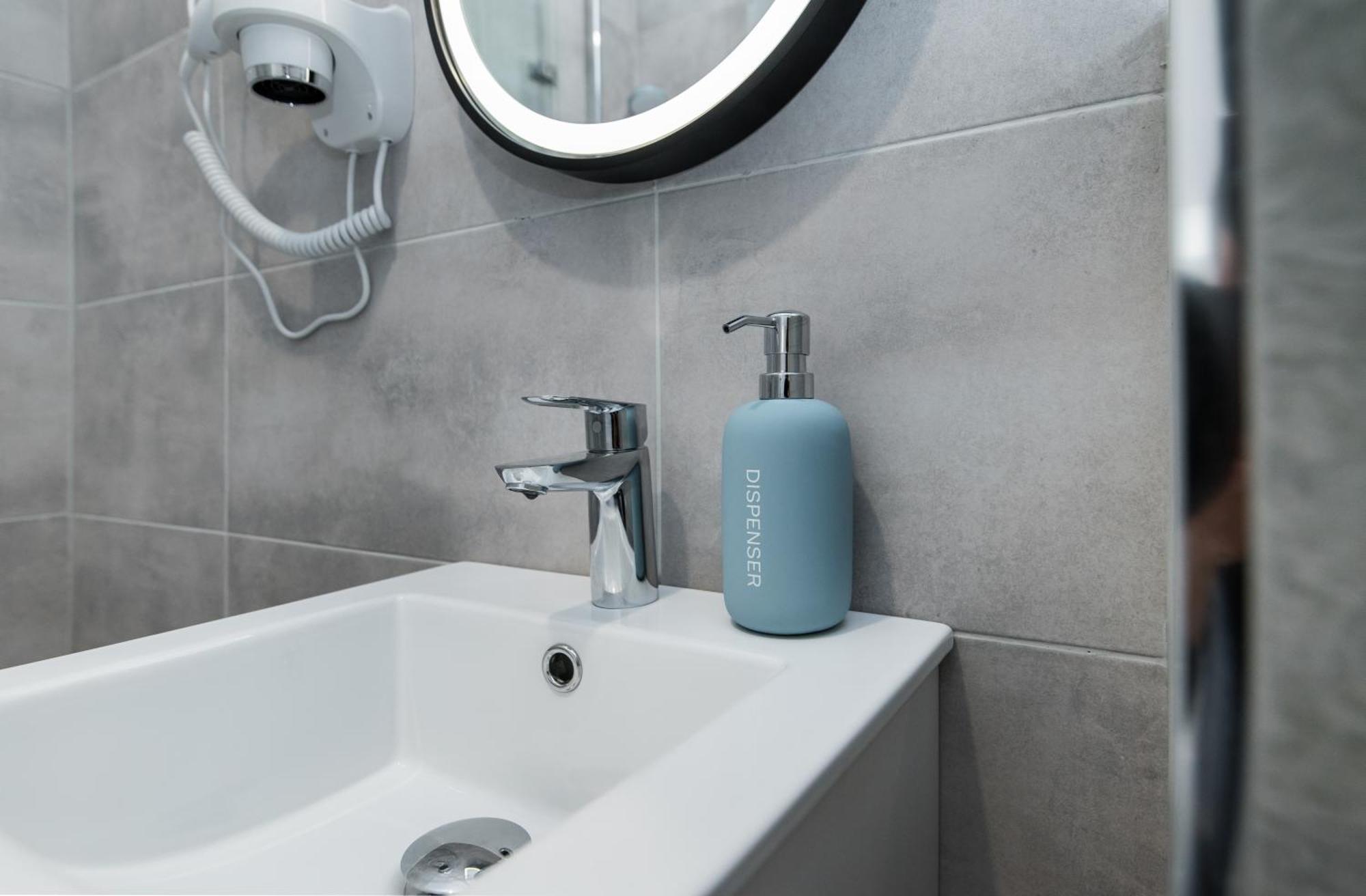 Apartament Dworcowa 24 Gliwice Exteriör bild